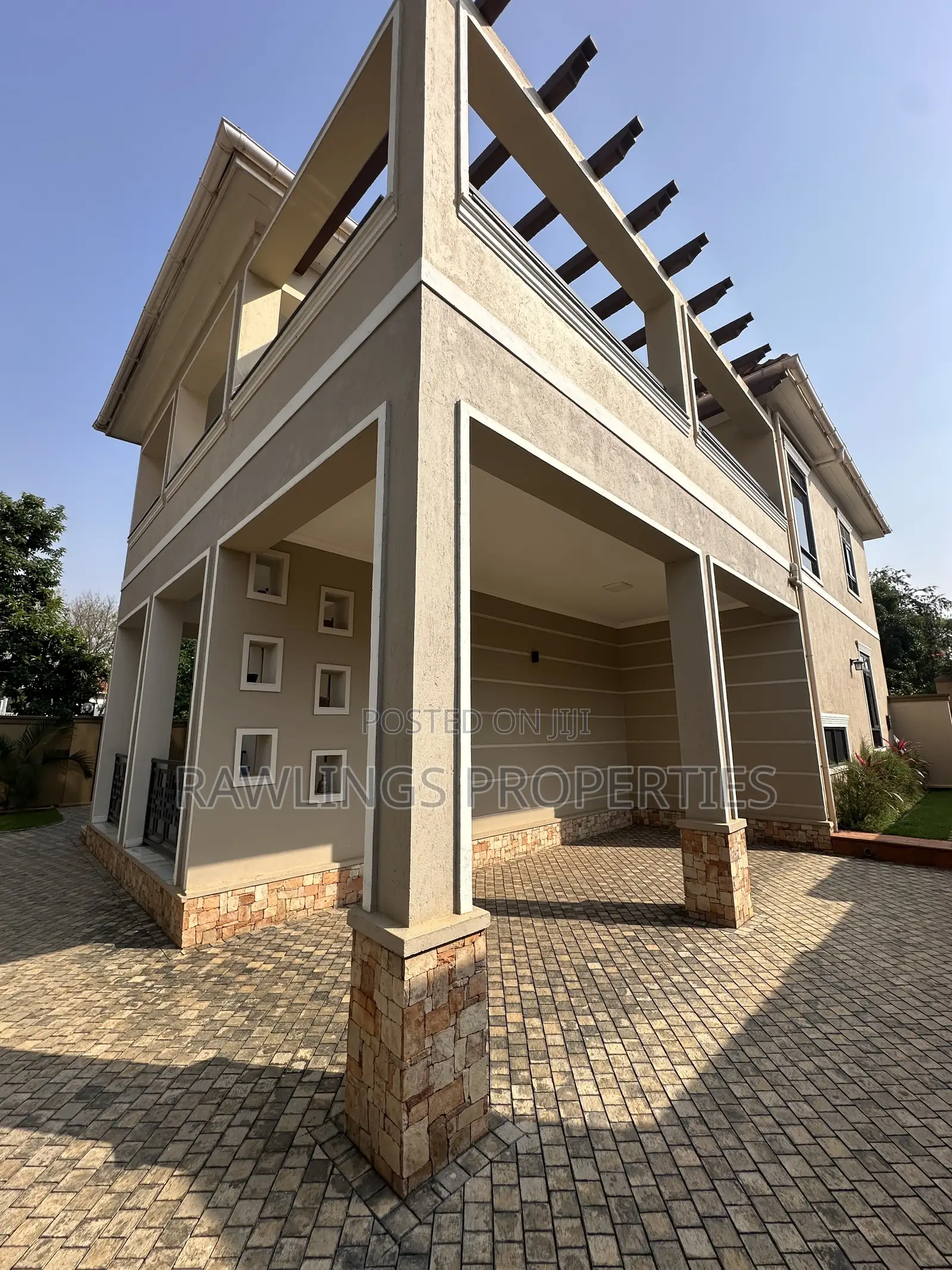 5bdrm Duplex in Bunga, Makindye for sale in Makindye