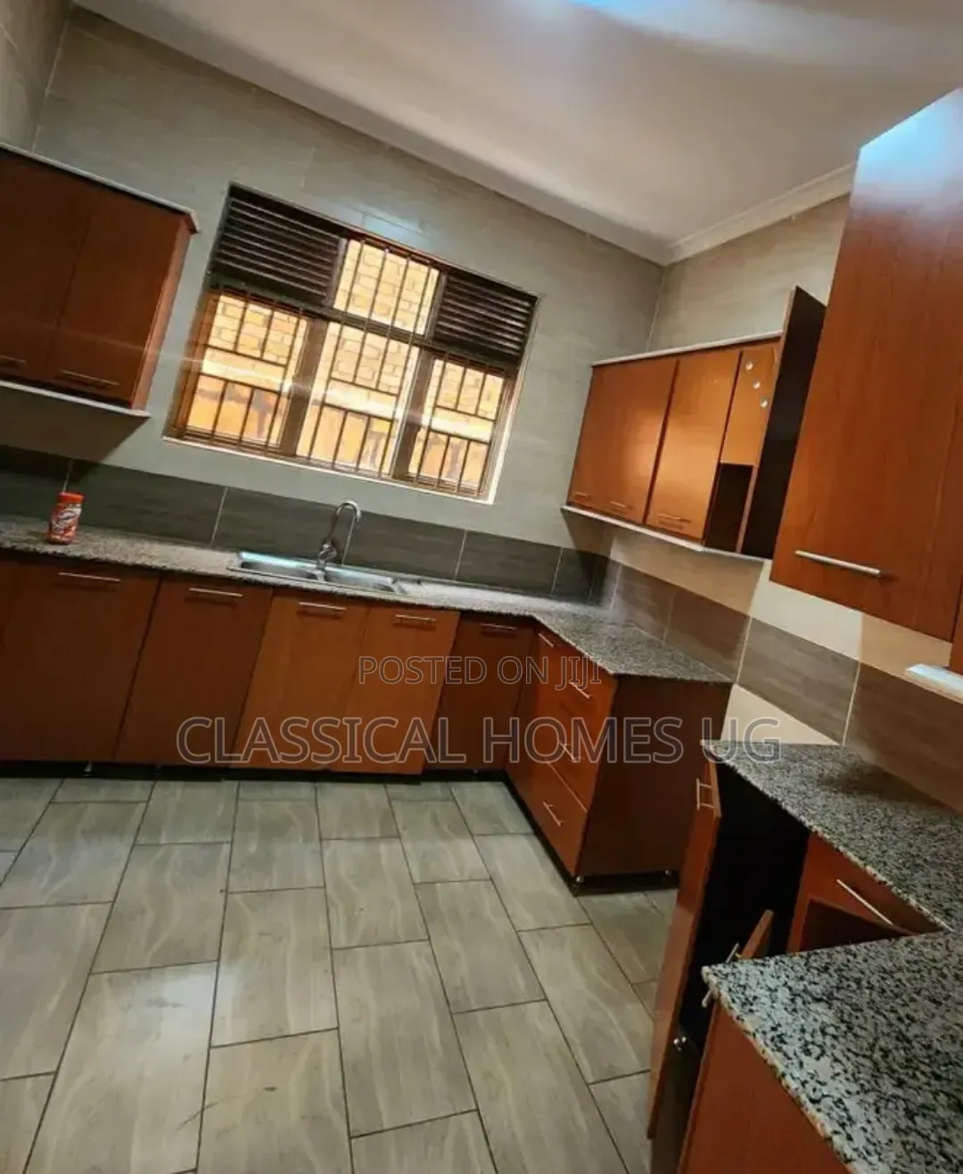 5bdrm Duplex in Kyanja, Central Division for rent in Central Division
