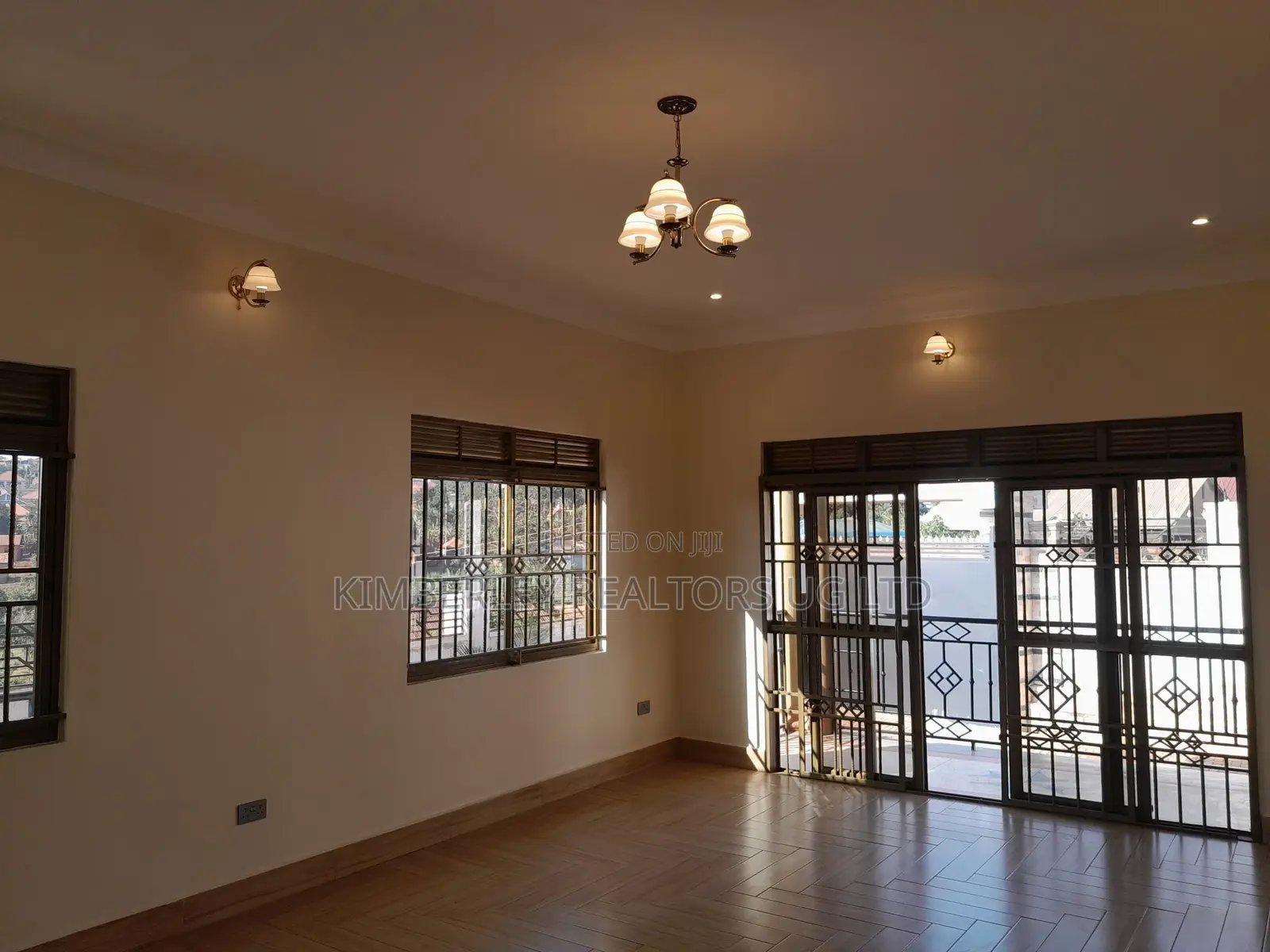 2bdrm Duplex in Division A for sale in Division A