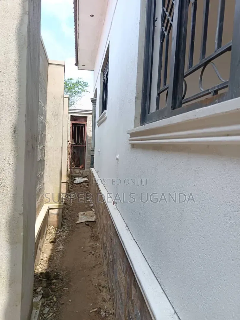3bdrm Bungalow in Komaboga, Nakawa for sale in Nakawa