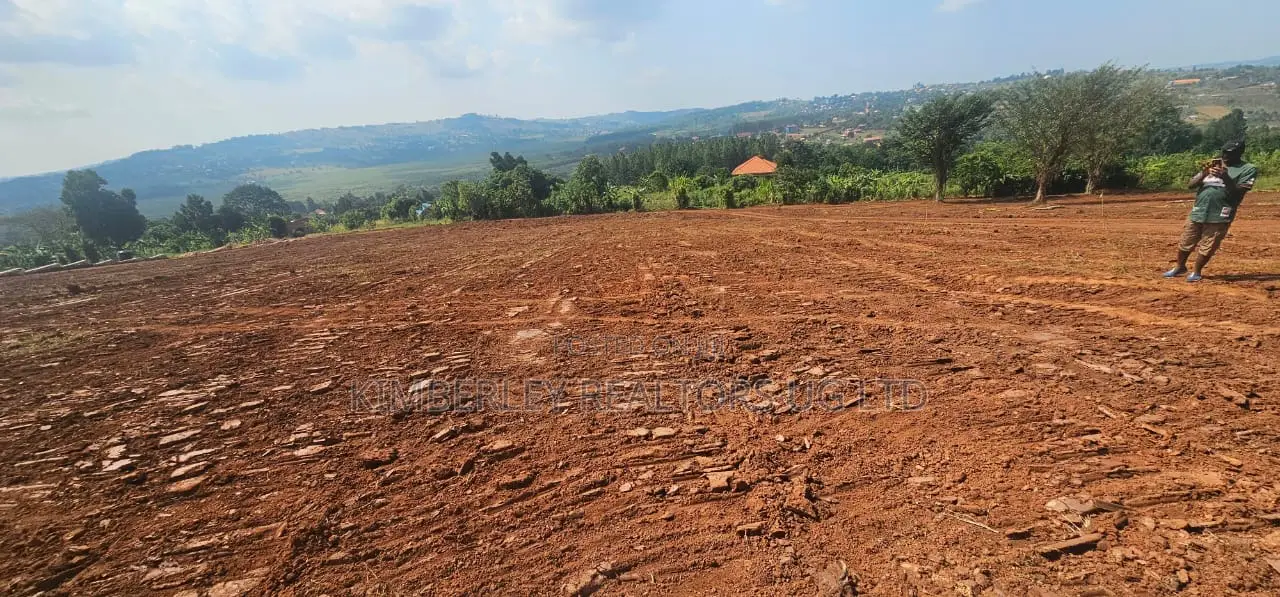 Lake View Plots for Sale – Ssisa Buswa (Entebbe Road) in Ssisa