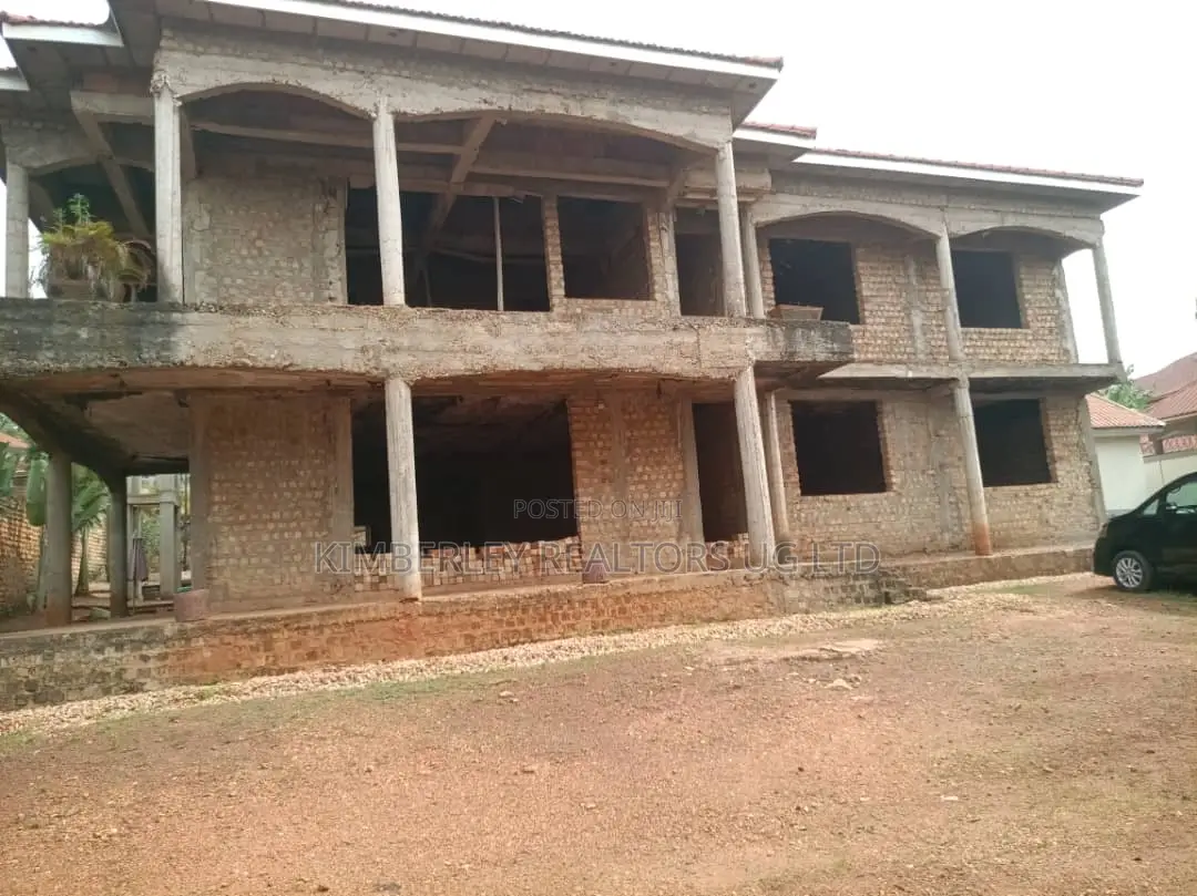 Shell House for Sale – Kitende (Near Entebbe Road) in Division A