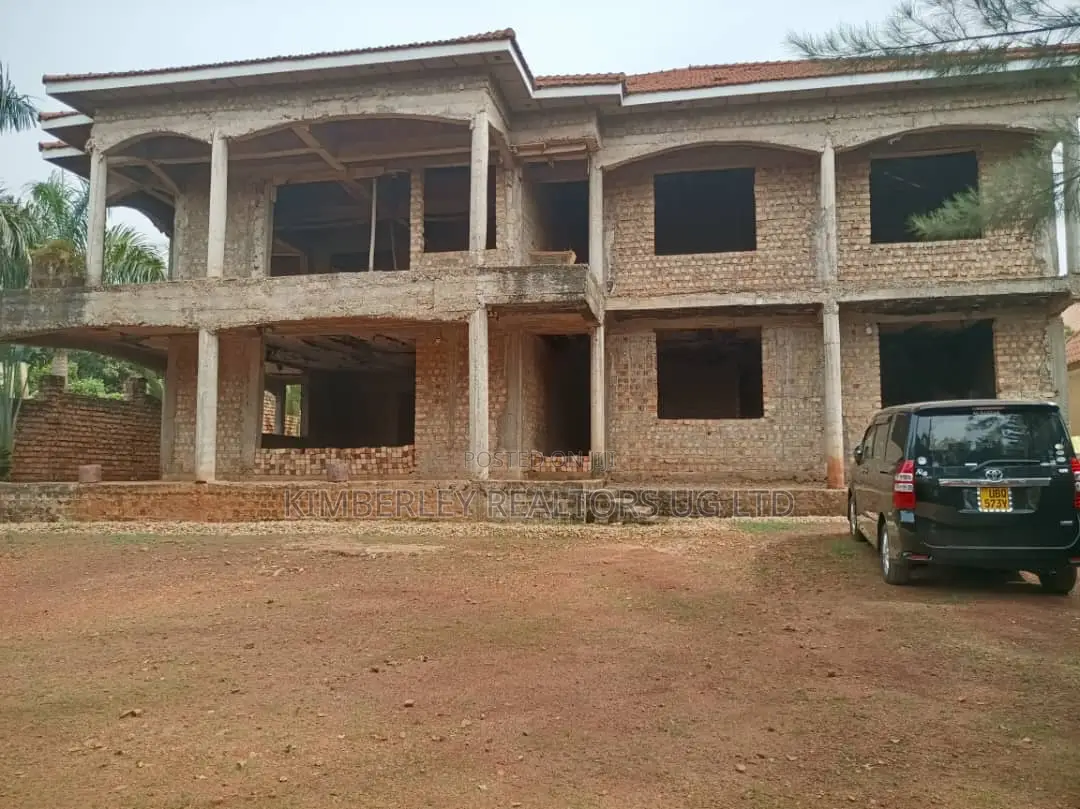 Shell House for Sale – Kitende (Near Entebbe Road) in Division A