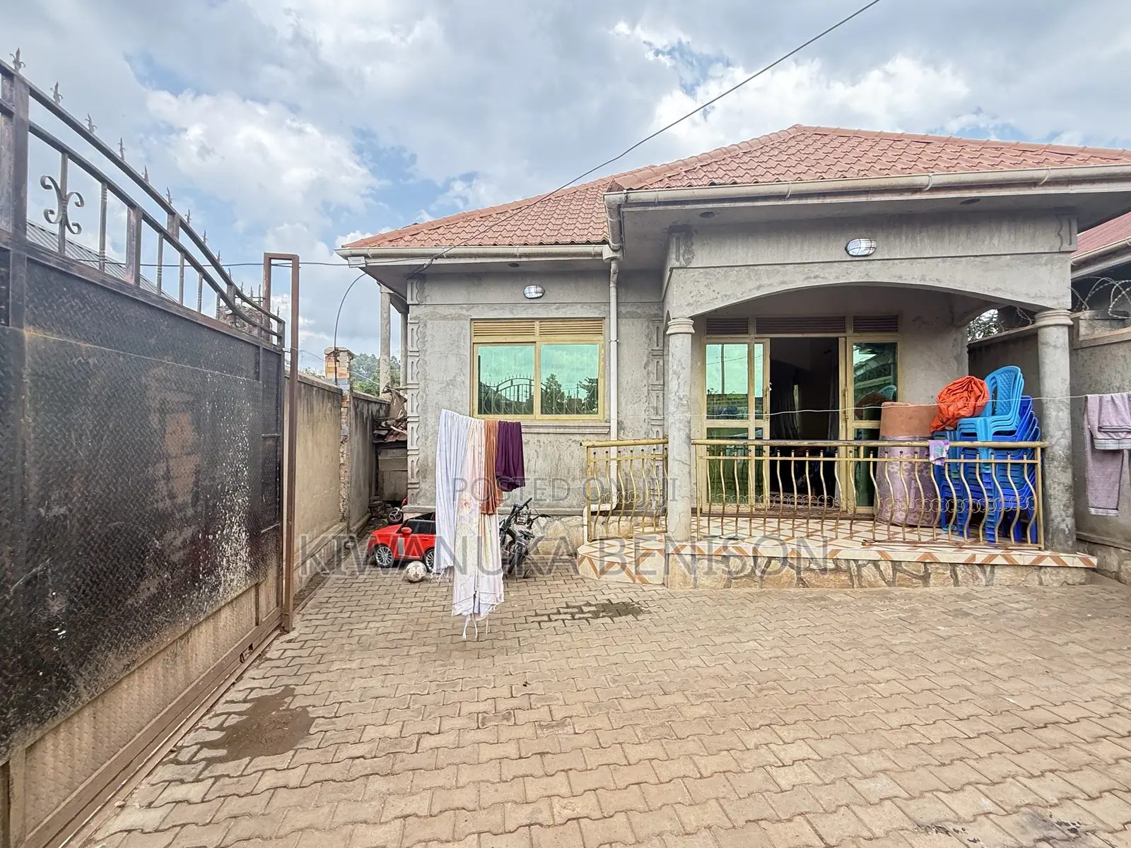 3bdrm Bungalow in Bulenga, Central Division for sale in Central Division