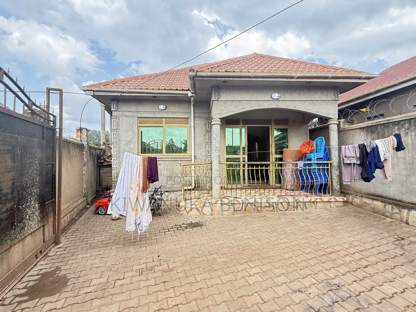 3bdrm Bungalow in Bulenga, Central Division for sale in Central Division