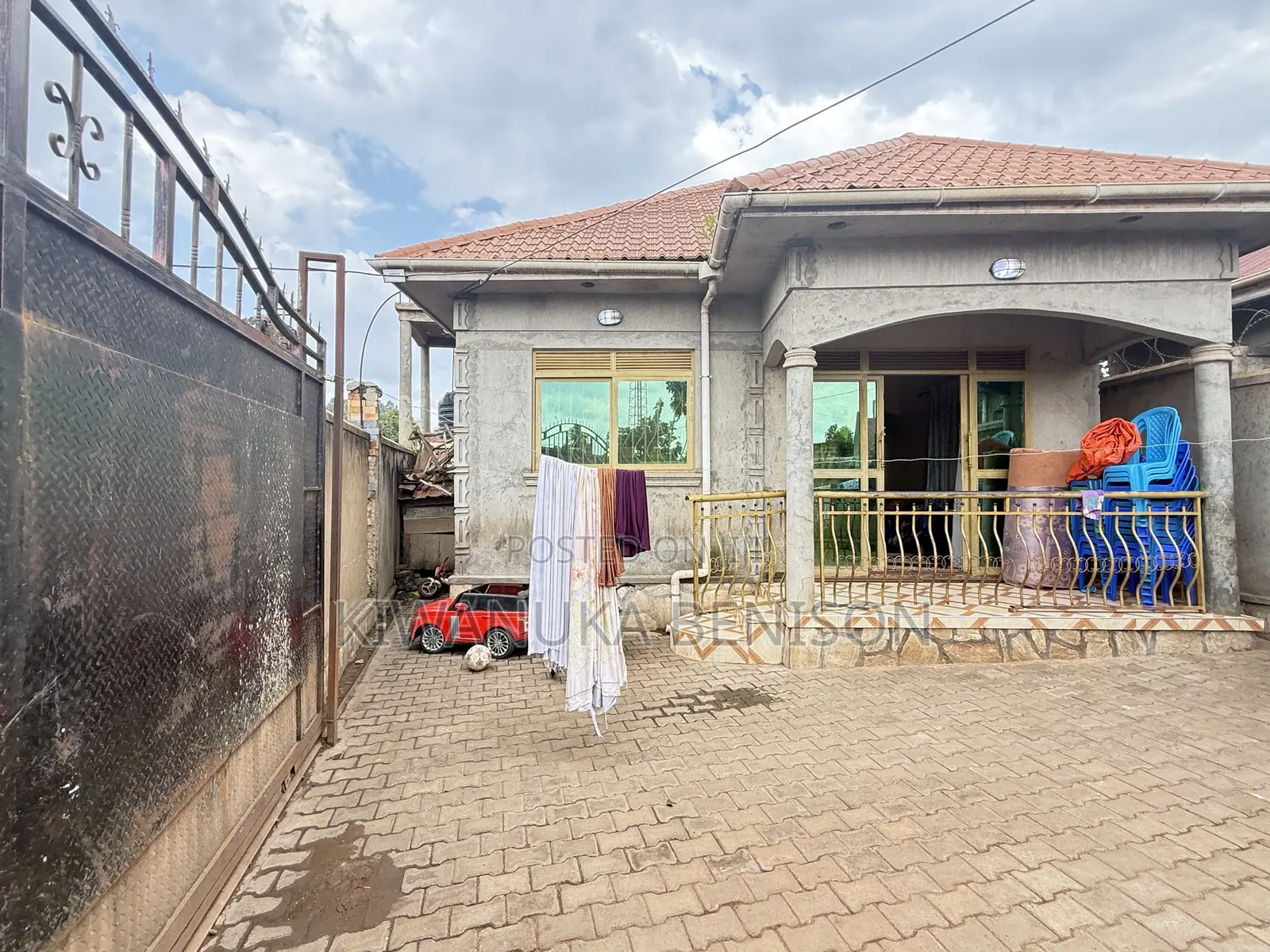 3bdrm Bungalow in Bulenga, Central Division for sale in Central Division