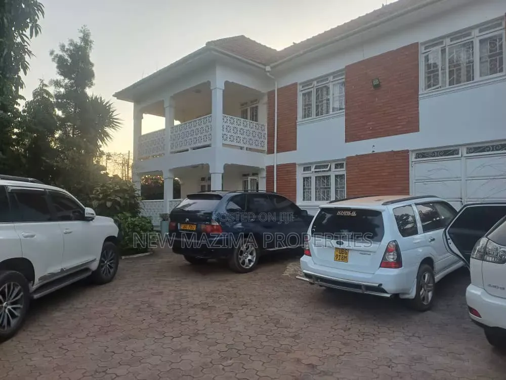 Furnished 6bdrm Maisonette in Bunga Classic, Central Division for rent in Central Division