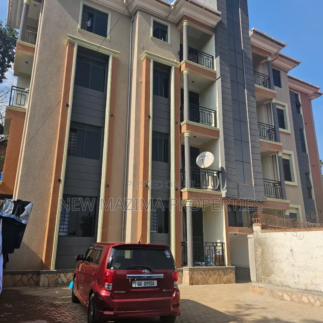 6bdrm Block of Flats in Kansanga Heights, Central Division for sale in Central Division