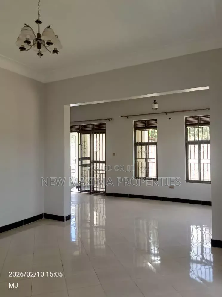 4bdrm Bungalow in Mengo Masanafu, Central Division for sale in Central Division