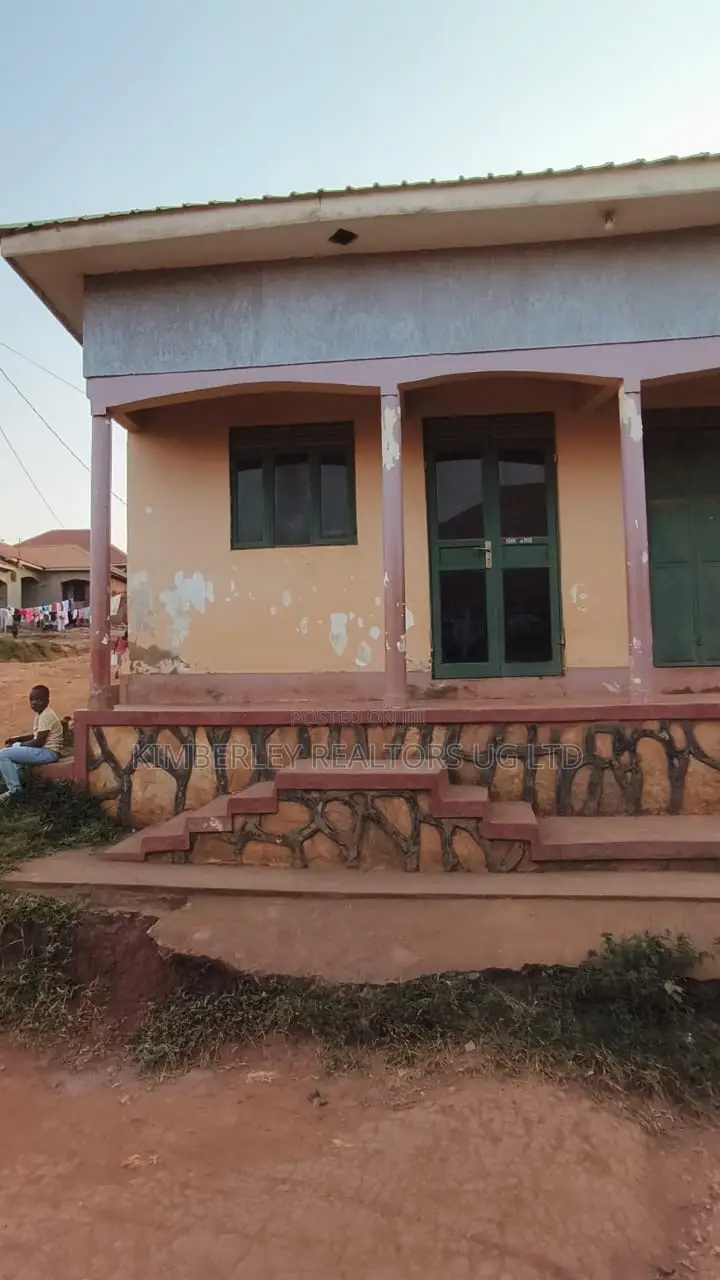3bdrm House in Nabweru for sale in Nabweru
