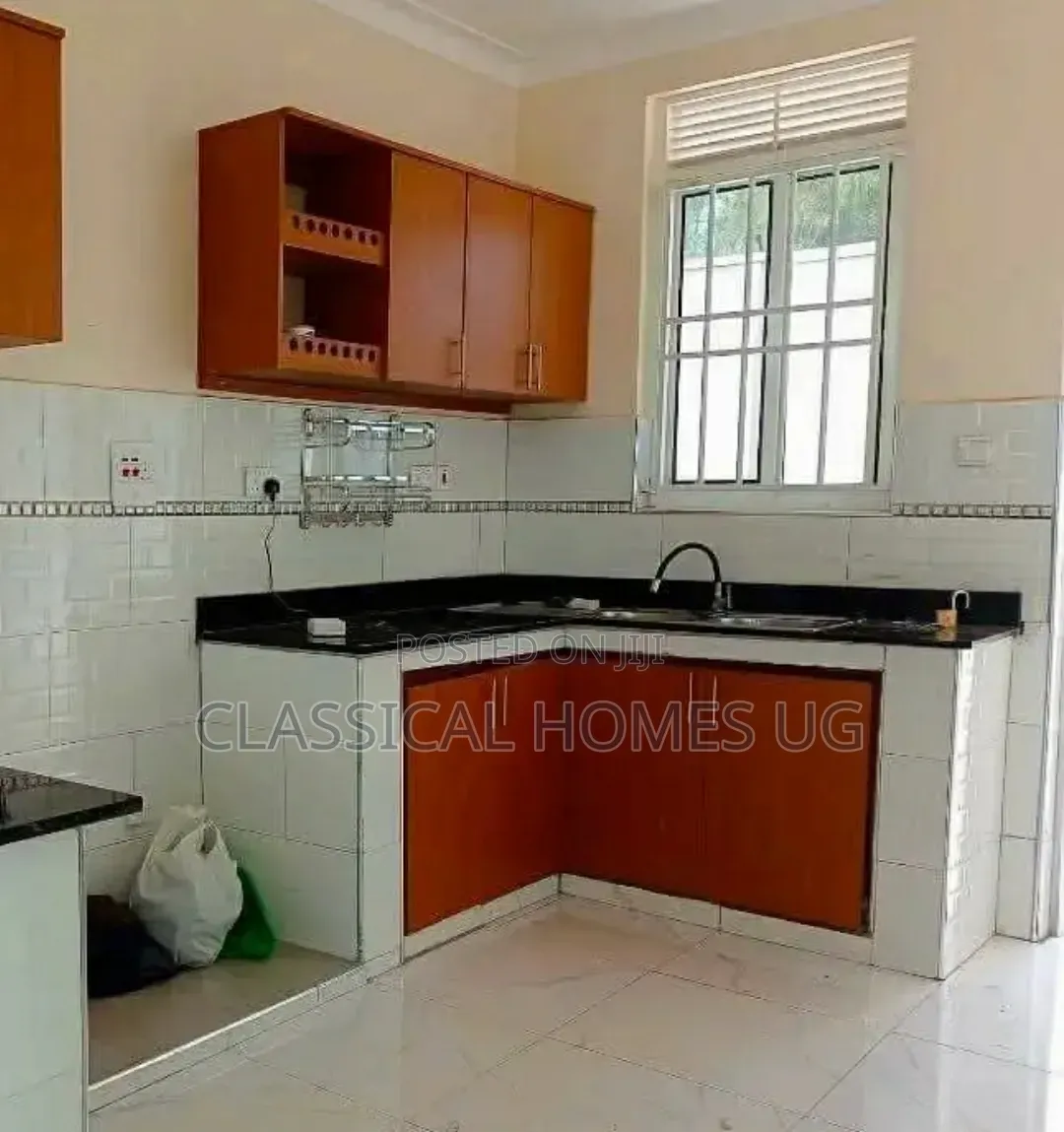 4bdrm Duplex in Muyenga, Central Division for rent in Central Division