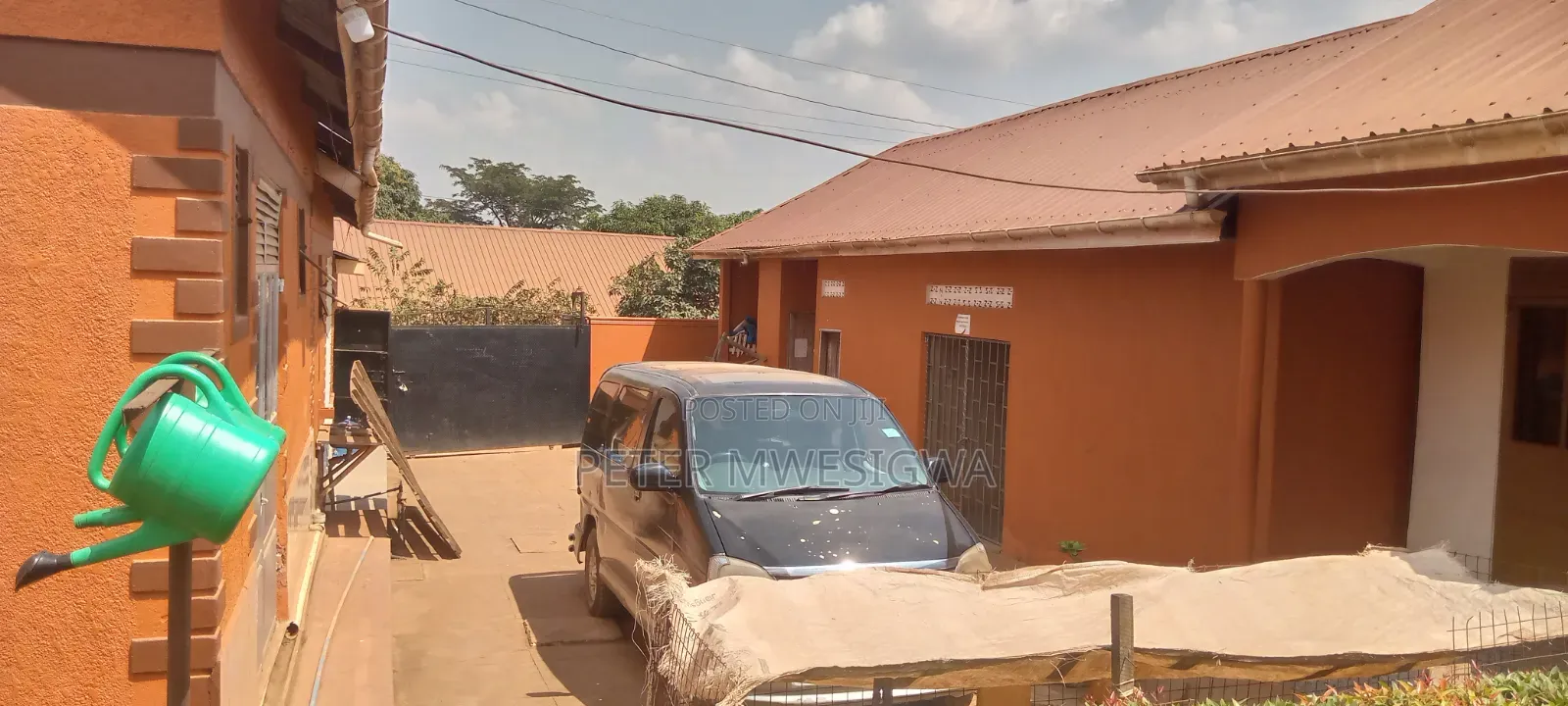 10bdrm House in Nabweru for sale in Nabweru