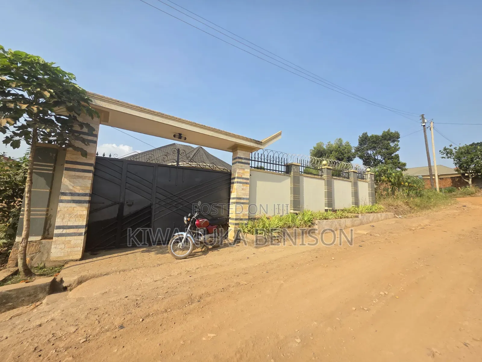 3bdrm House in Buloba, Central Division for sale in Central Division
