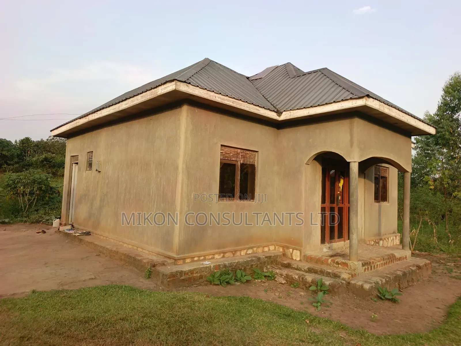 3bdrm House in Kavule, Central Division for sale in Central Division