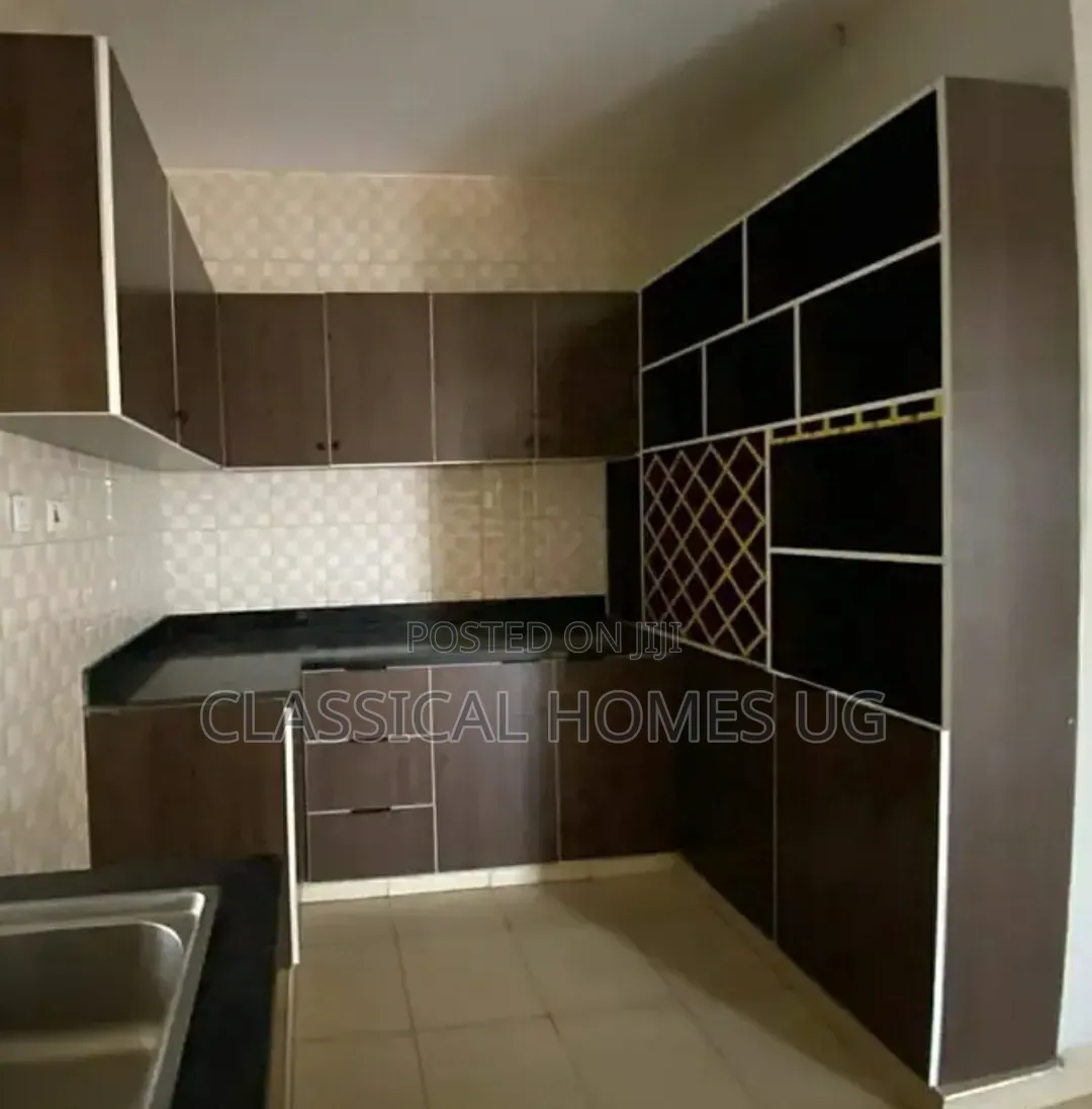 3bdrm Apartment in Lubowa Entebbe Road, Central Division for rent in Central Division