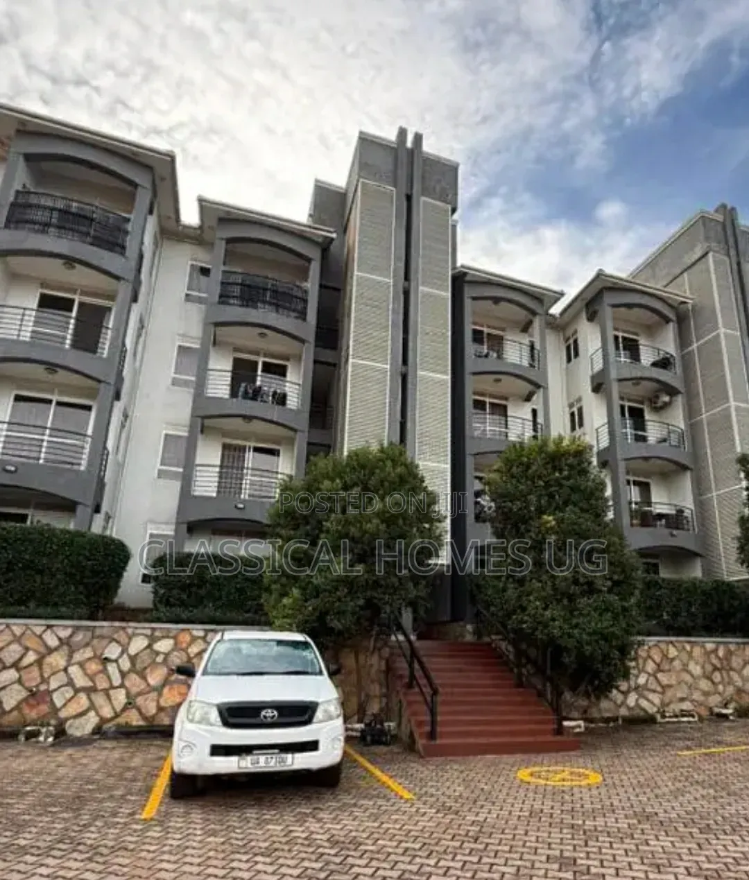 3bdrm Apartment in Lubowa Entebbe Road, Central Division for rent in Central Division