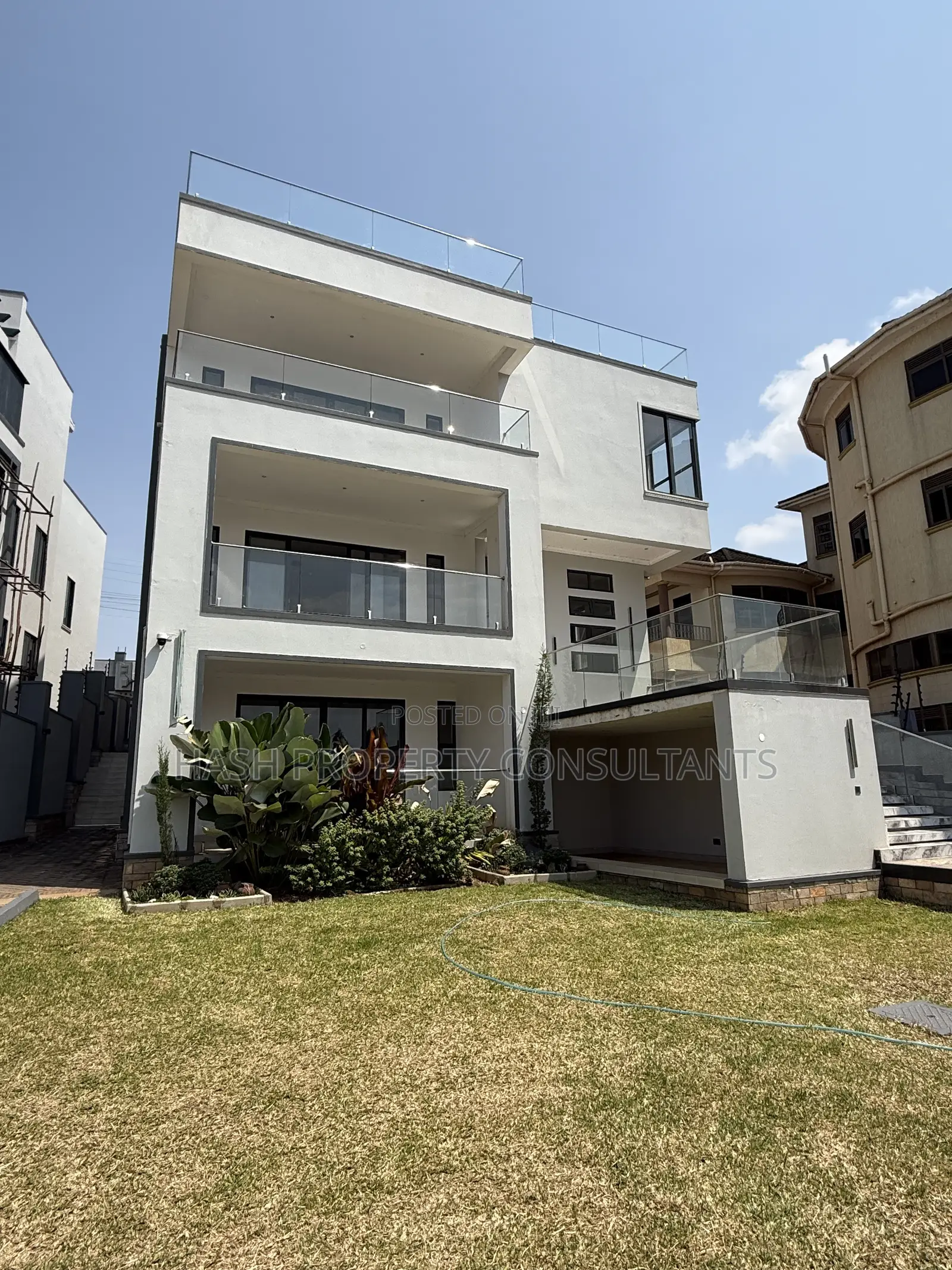 6bdrm Villa in Luxe, Central Division for sale in Central Division