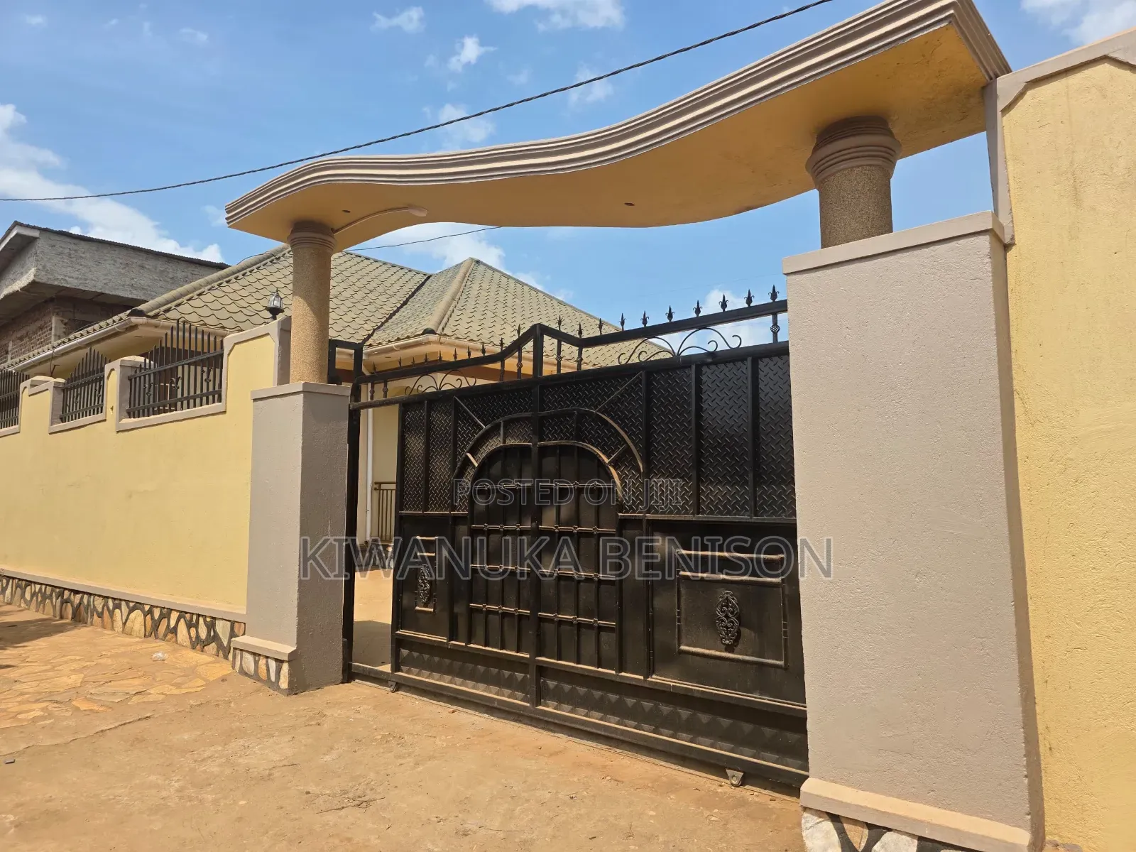 4bdrm House in Kyengera, Central Division for sale in Central Division