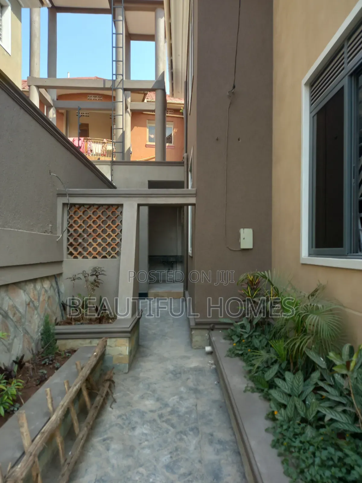 Furnished 6bdrm Mansion in Najjera 1, Kira for sale in Kira