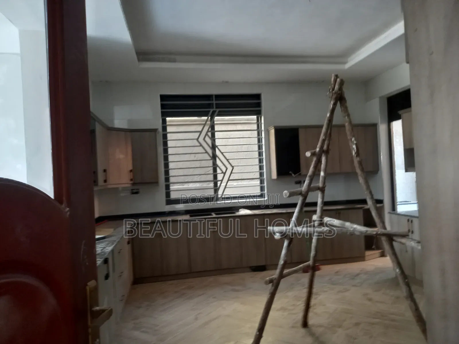 Furnished 6bdrm Mansion in Najjera Kings Estate, Central Division in Central Division
