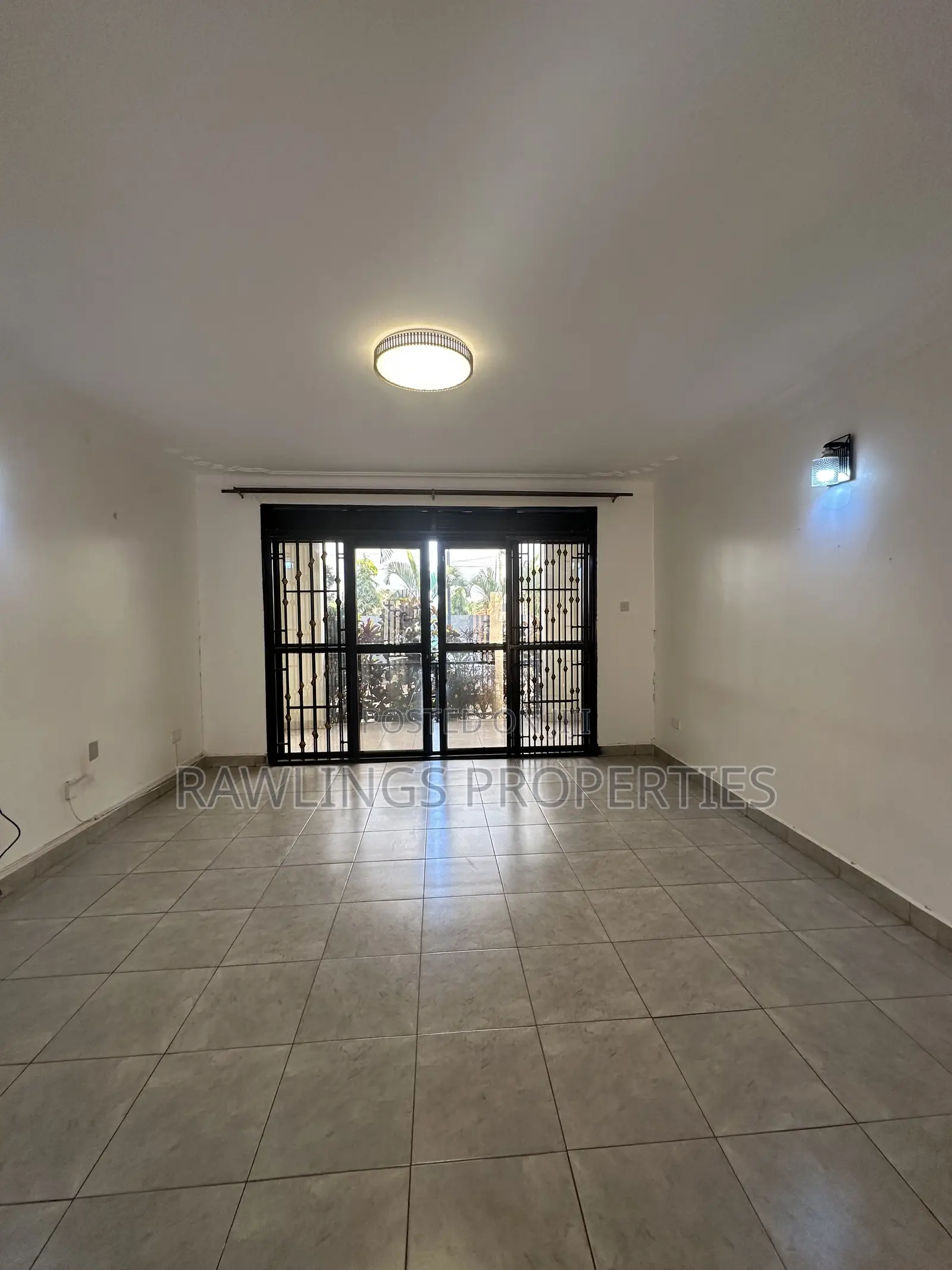 3bdrm Apartment in Munyonyo, Makindye for rent in Makindye