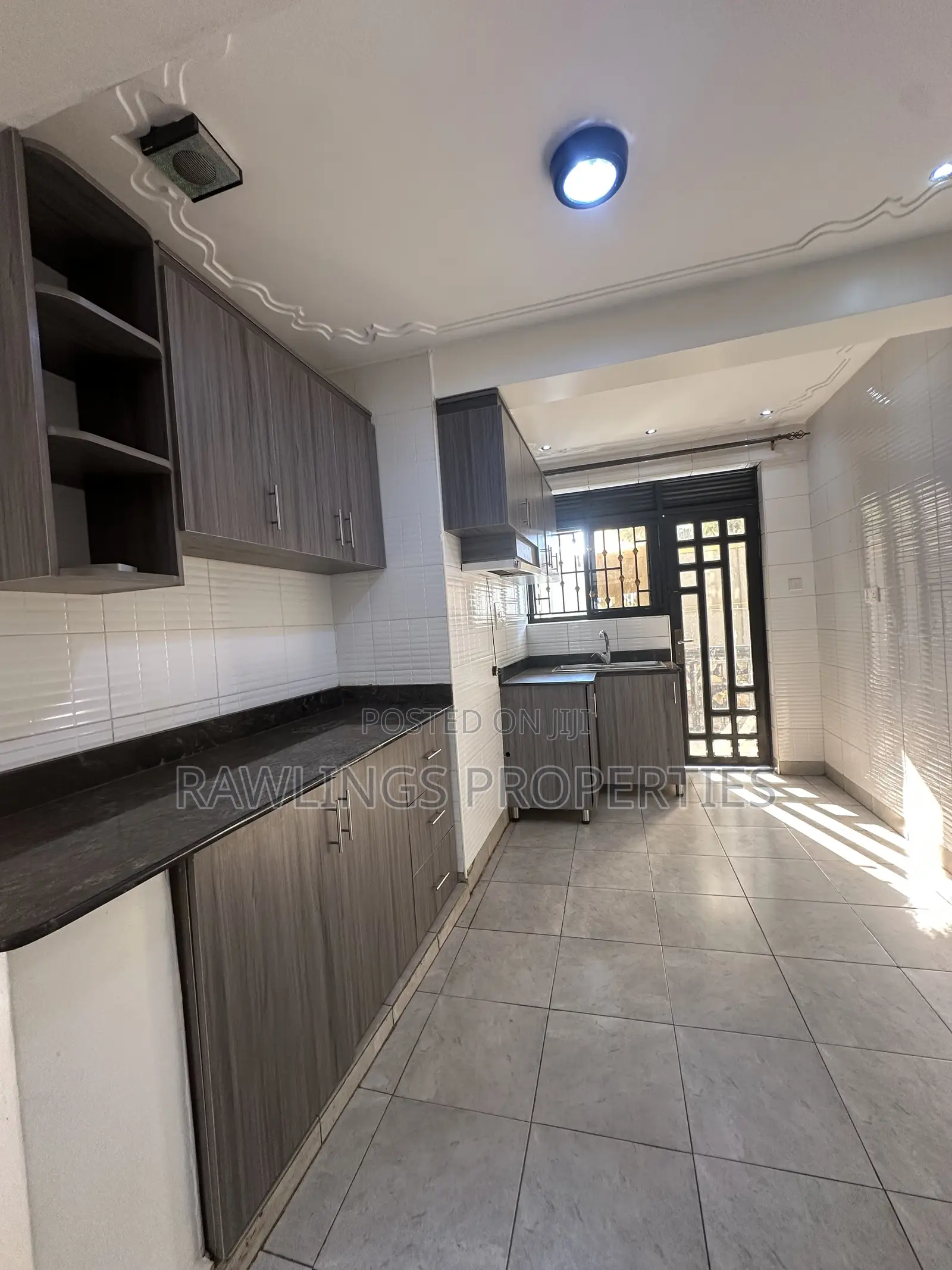3bdrm Apartment in Munyonyo, Makindye for rent in Makindye