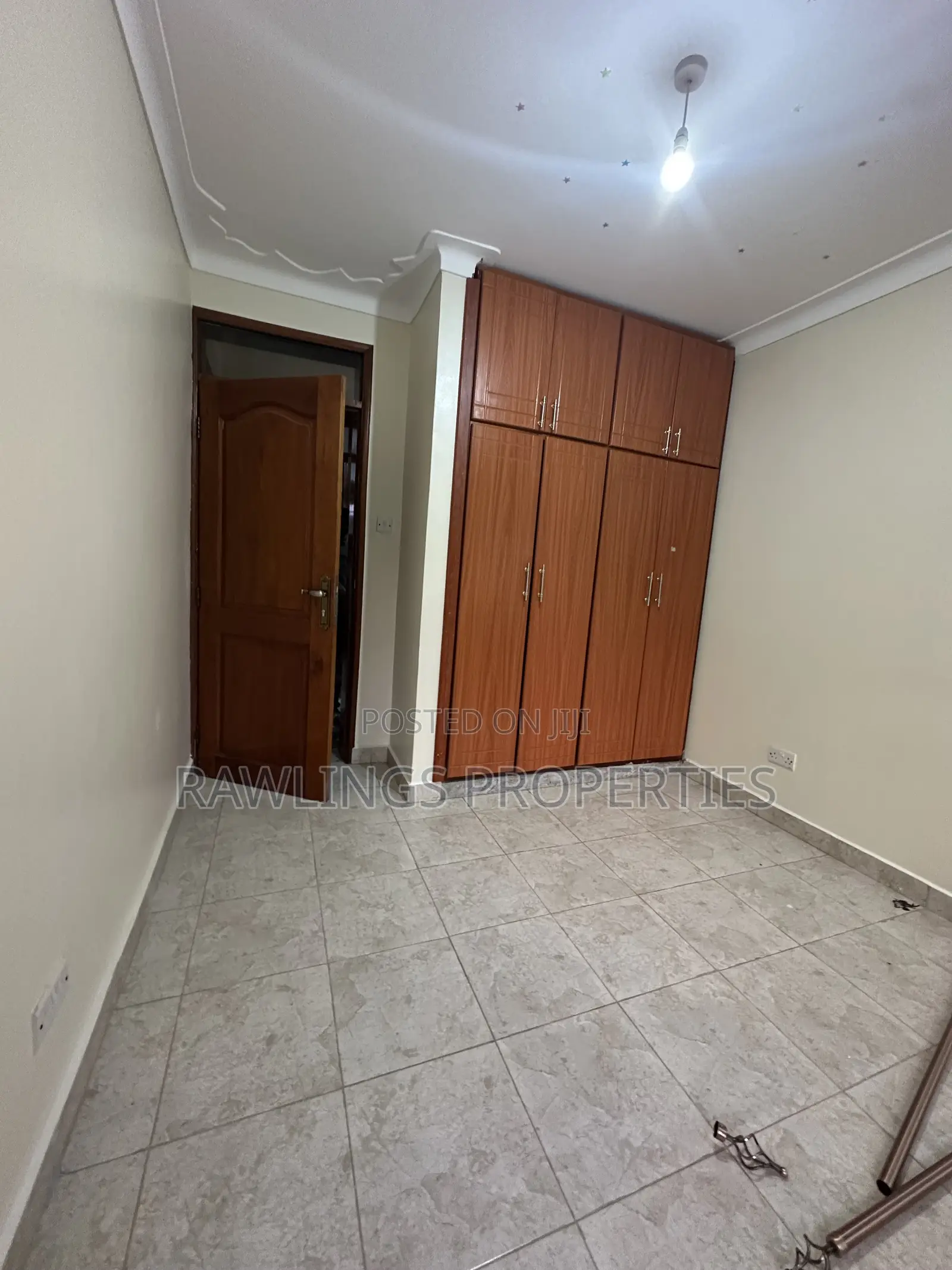 3bdrm Apartment in Muyenga, Makindye for rent in Makindye
