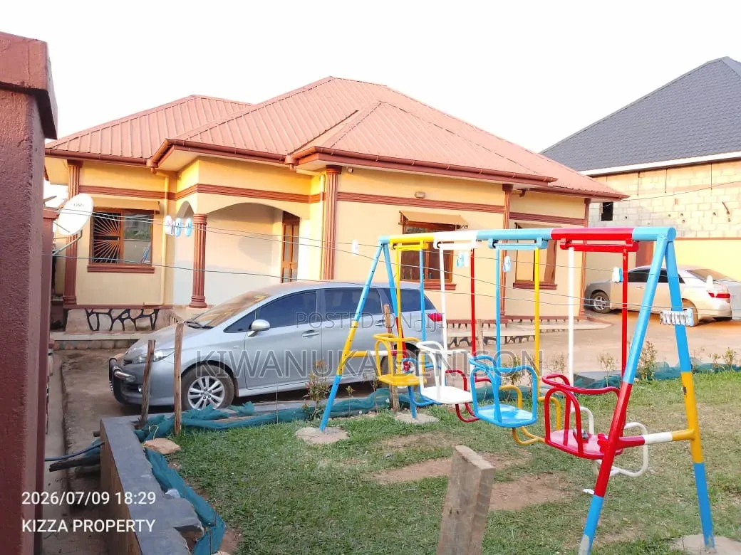 3bdrm House in Buloba, Central Division for sale in Central Division
