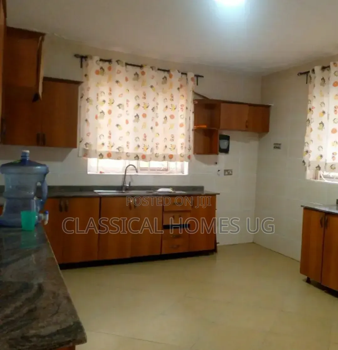 5bdrm Duplex in Munyonyo, Central Division for rent in Central Division