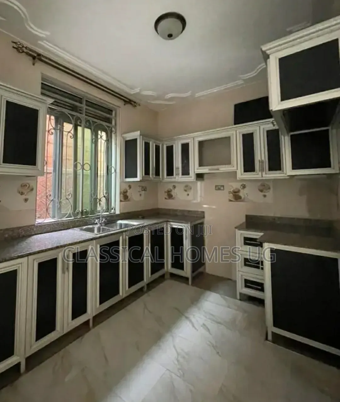 3bdrm Apartment in Lubowa Entebbe Road, Central Division for rent in Central Division