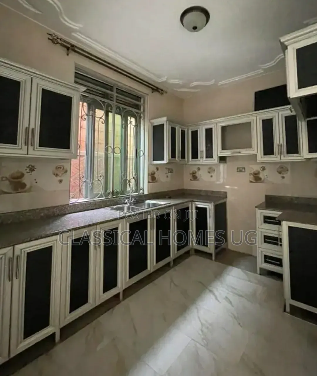 3bdrm Apartment in Lubowa Entebbe Road, Central Division for rent in Central Division