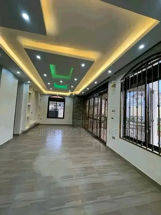 4bdrm Duplex in Muyenga, Central Division for rent in Central Division
