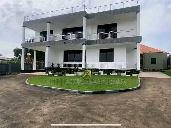 5bdrm Duplex in Buziga, Central Division for rent in Central Division