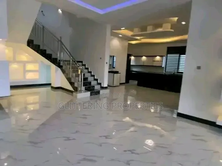 5bdrm Duplex in Buziga, Central Division for rent in Central Division