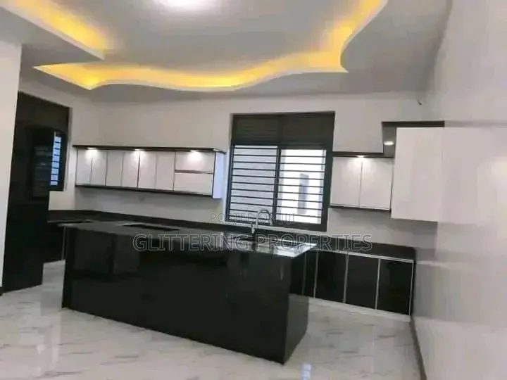 5bdrm Duplex in Buziga, Central Division for rent in Central Division