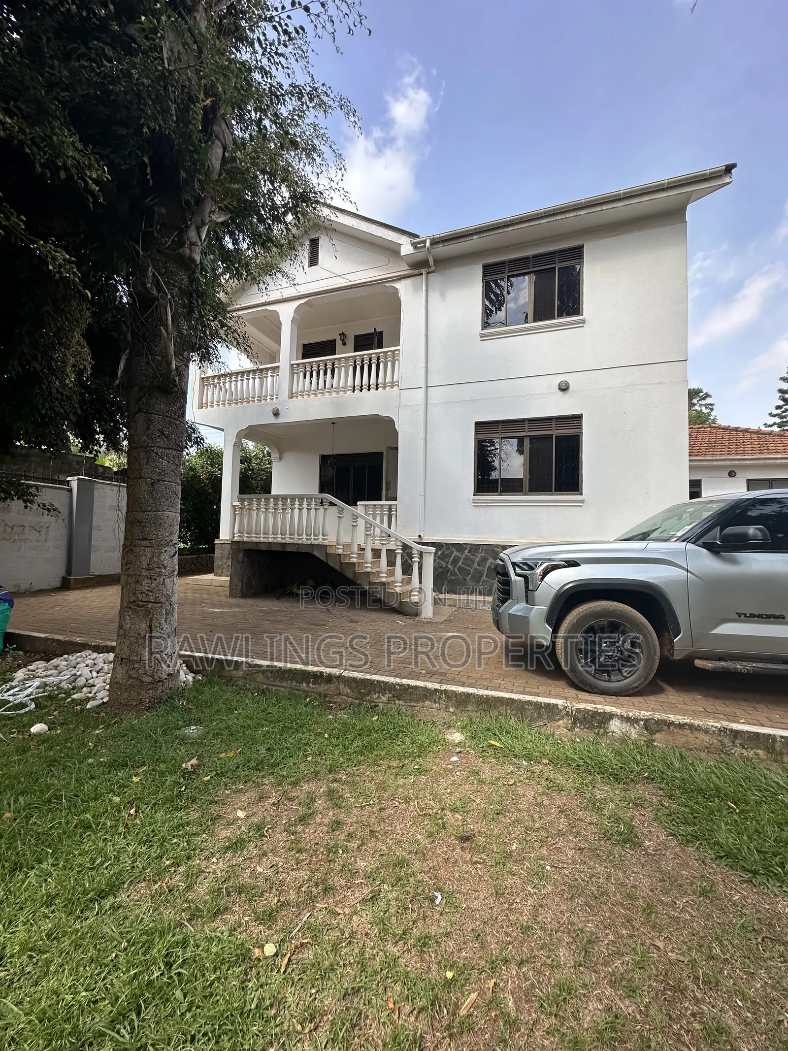 4bdrm Townhouse / Terrace in Muyenga, Makindye for rent in Makindye
