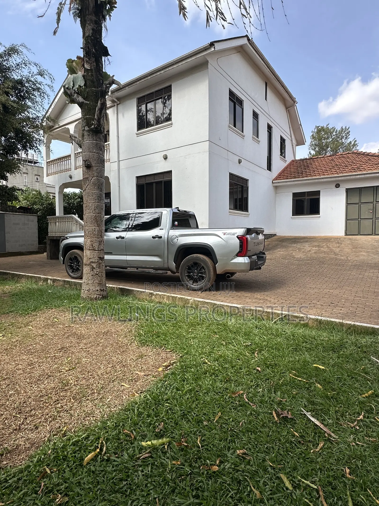 4bdrm Townhouse / Terrace in Muyenga, Makindye for rent in Makindye