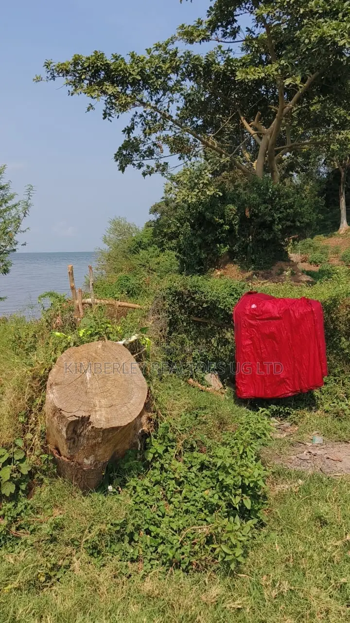 Land for Sale – Entebbe Road Garuga in Division A