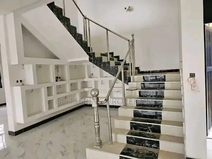 4bdrm Duplex in Munyonyo, Central Division for rent in Central Division