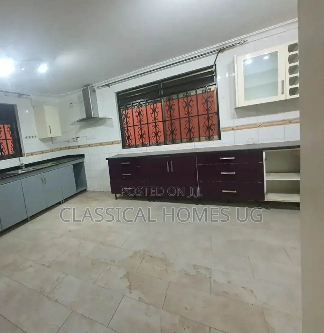 5bdrm Duplex in Naalya, Central Division for rent in Central Division