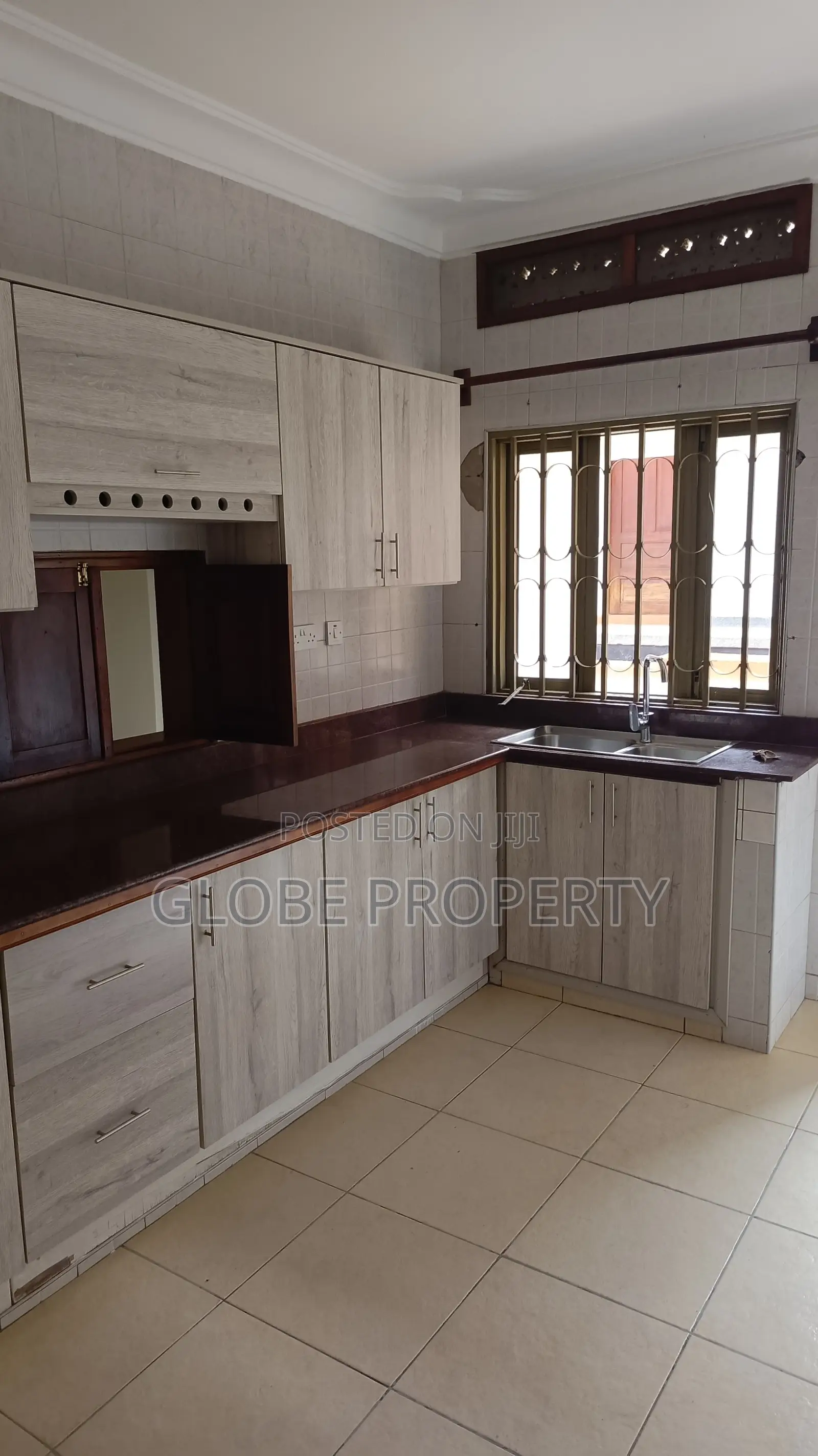 7bdrm Bungalow in Ntinda Kalinabiri, Nakawa for rent in Nakawa