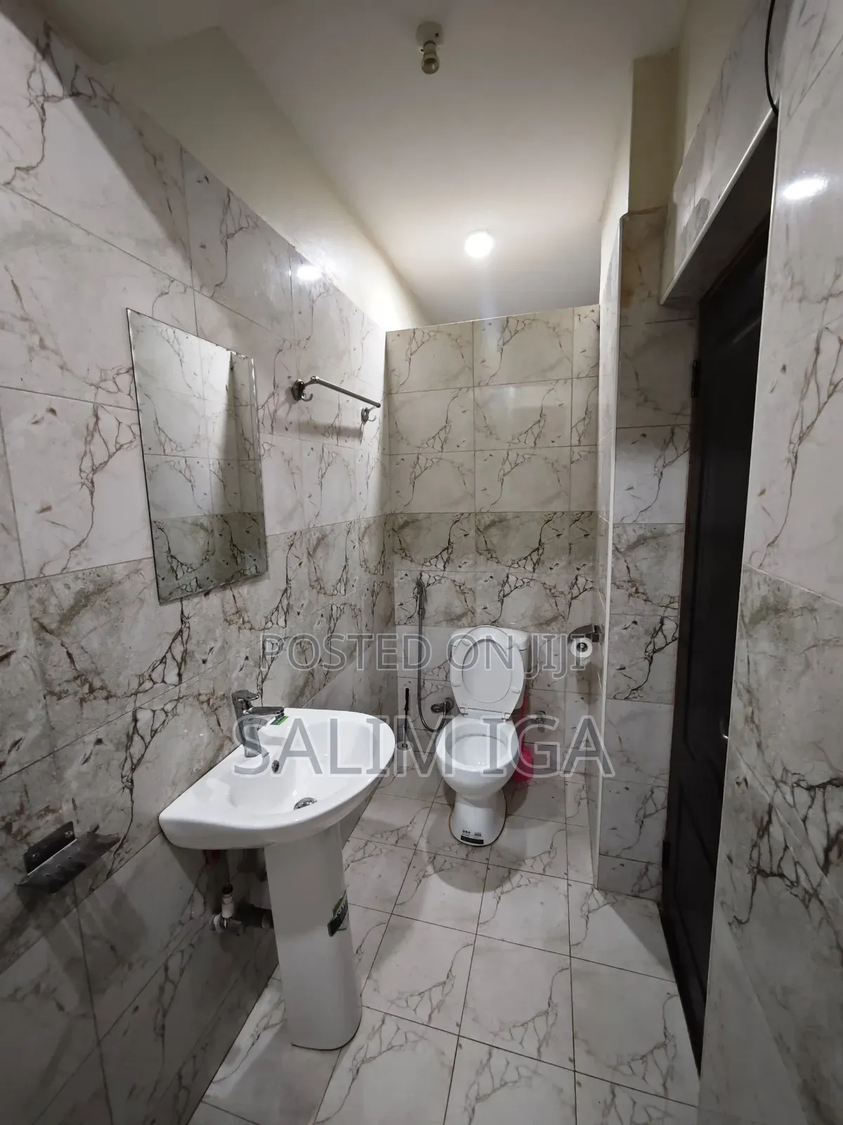 Furnished 3bdrm Block of Flats in Kololo Property, Central Division in Central Division