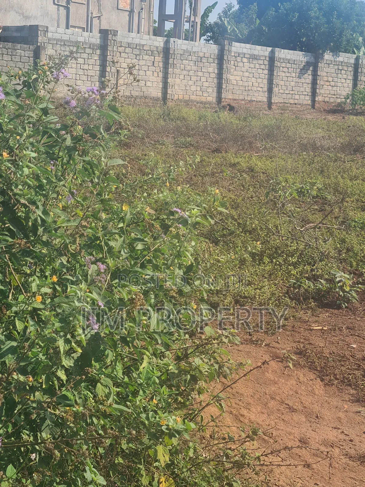 Titled Land for Sale at Kira Bulindo 50x100 in Central Division