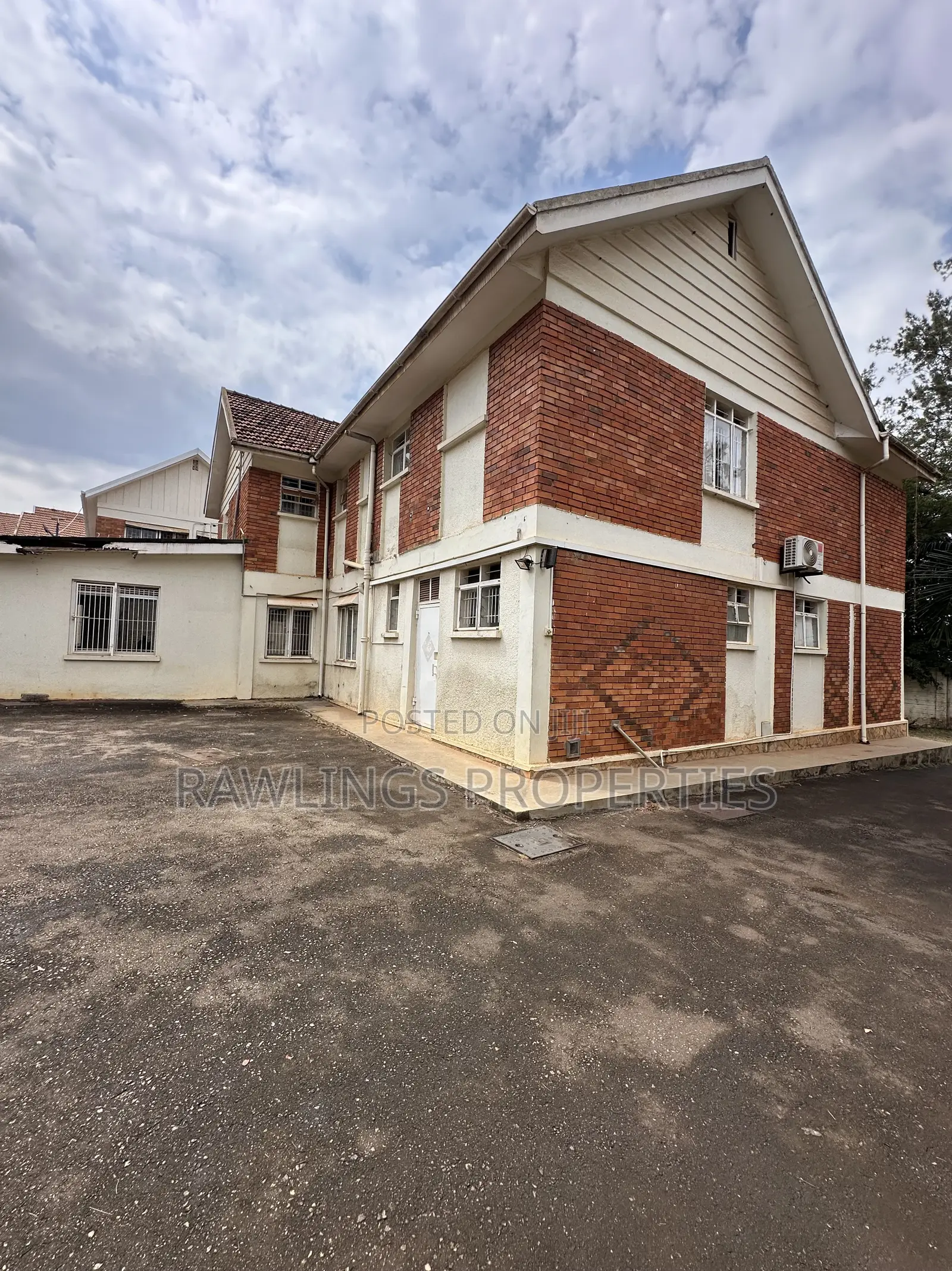 4bdrm Duplex in Bugolobi, Nakawa for rent in Nakawa