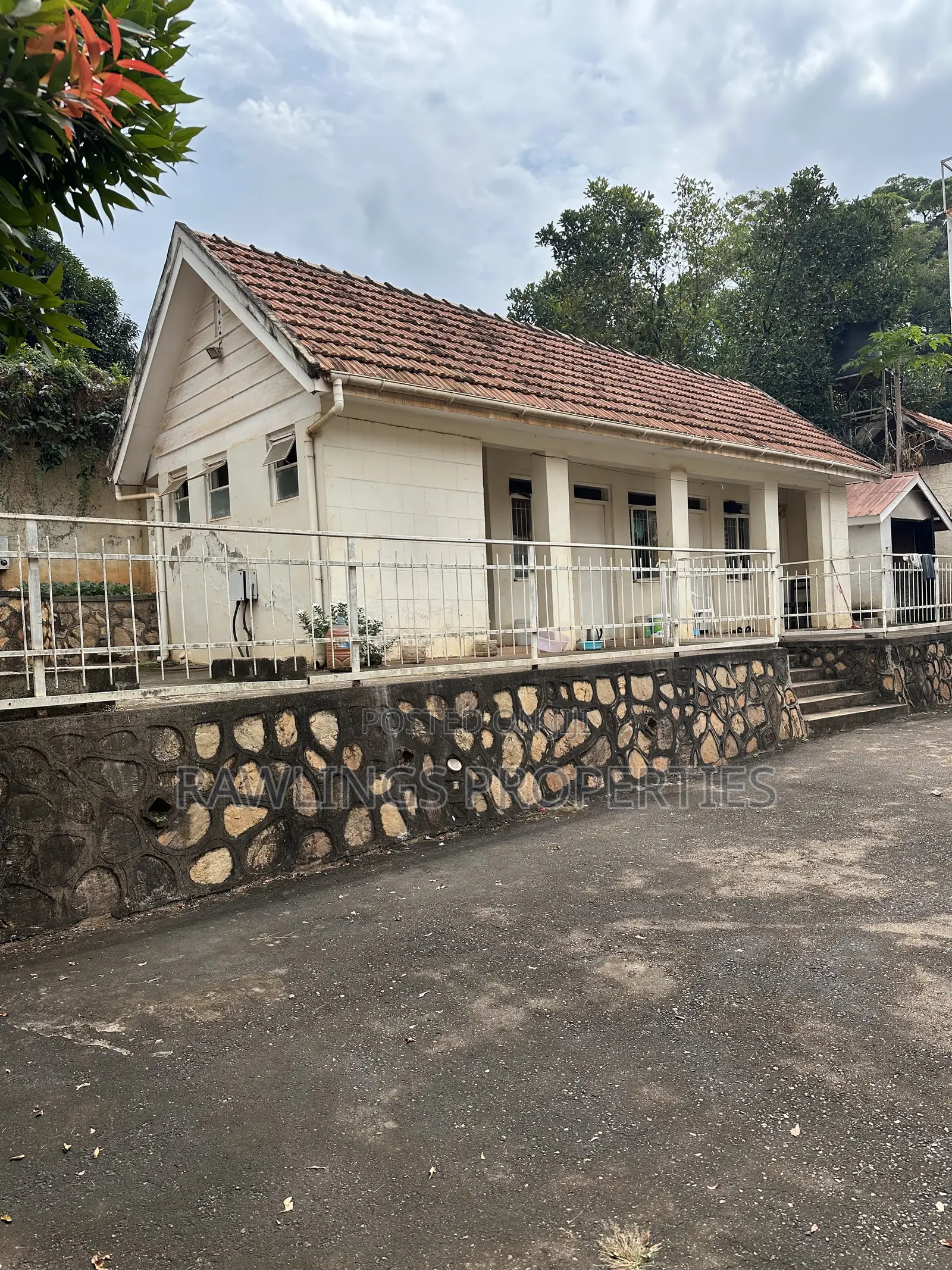 4bdrm Duplex in Bugolobi, Nakawa for rent in Nakawa