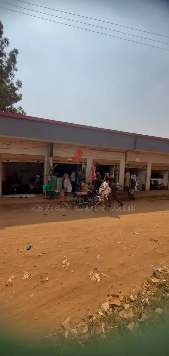 Commercial Property for Sale – Kawanda Town, Bombo Road in Division A