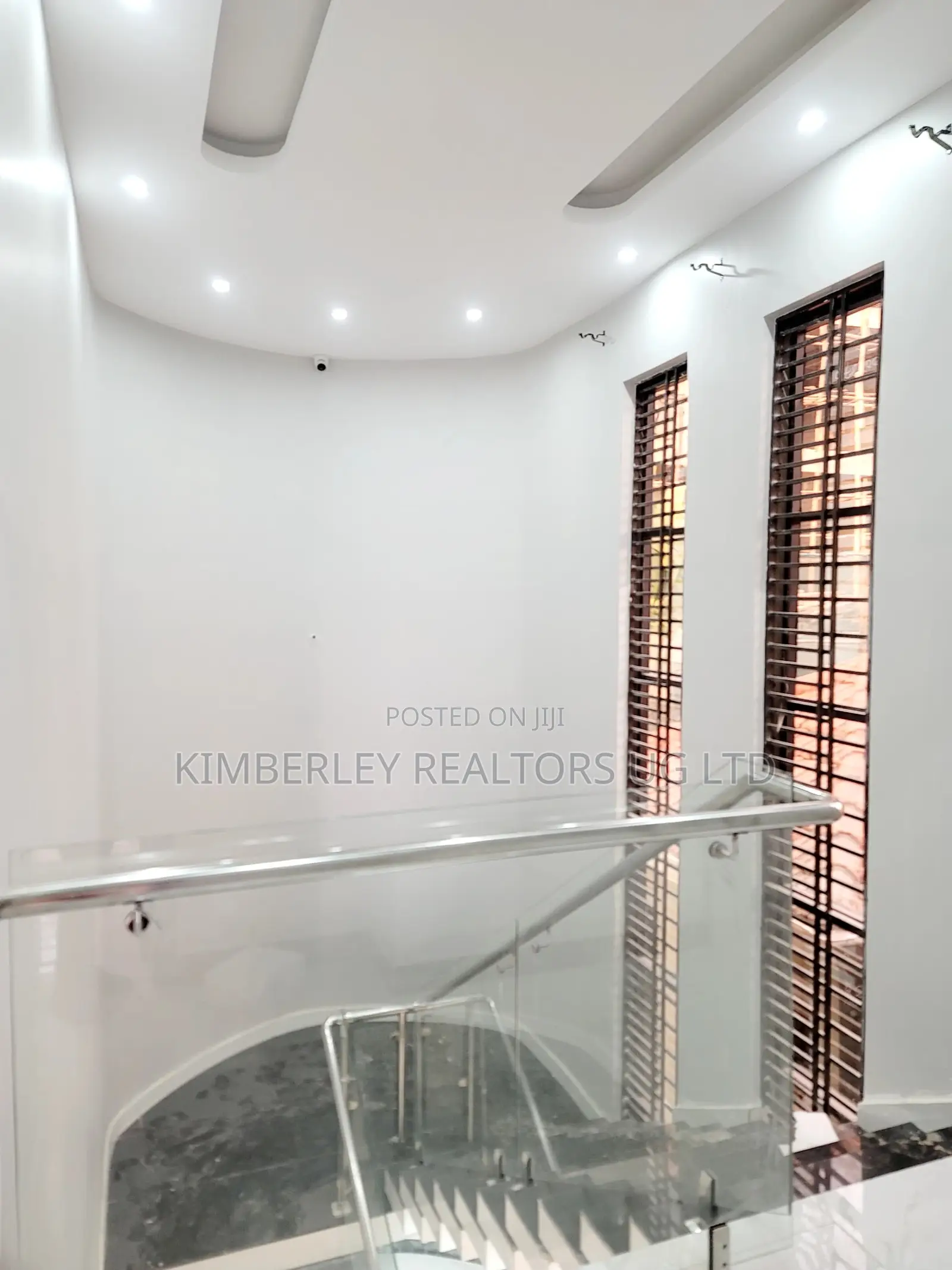 6bdrm Mansion in Akright Estate, Division A for sale in Division A