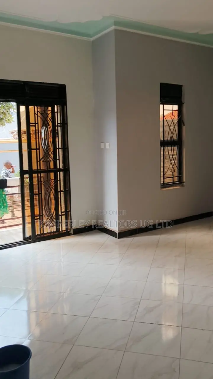 3bdrm Bungalow in Kira for sale in Kira