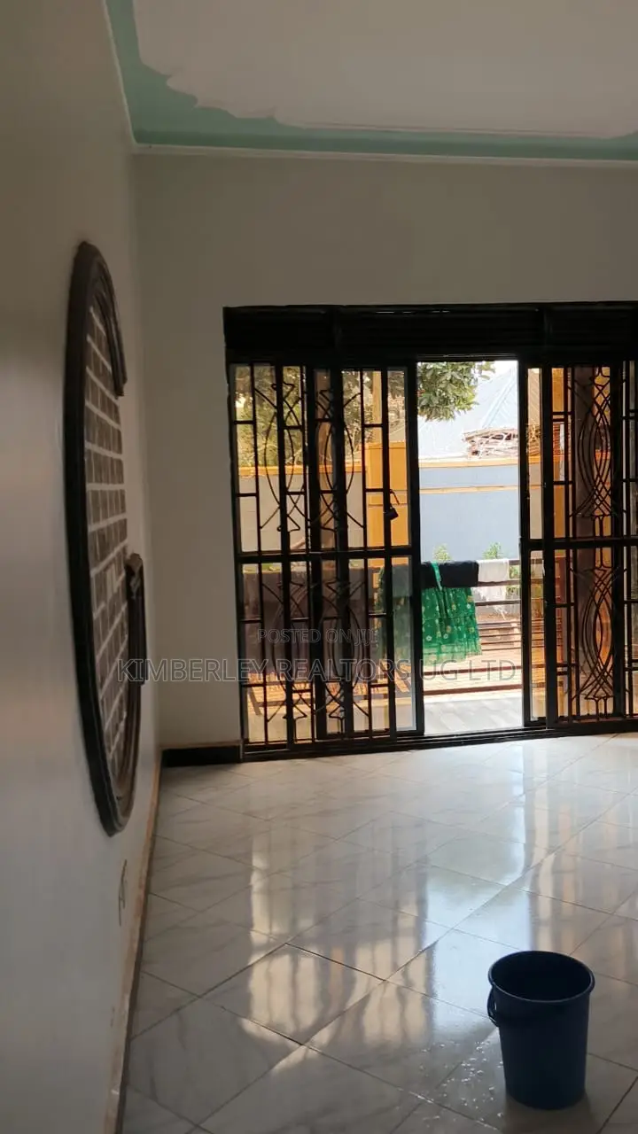 3bdrm Bungalow in Kira for sale in Kira