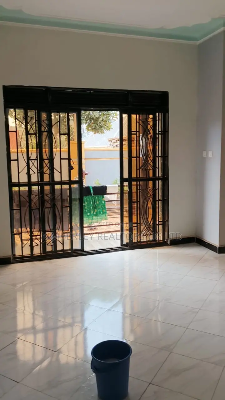 3bdrm Bungalow in Kira for sale in Kira